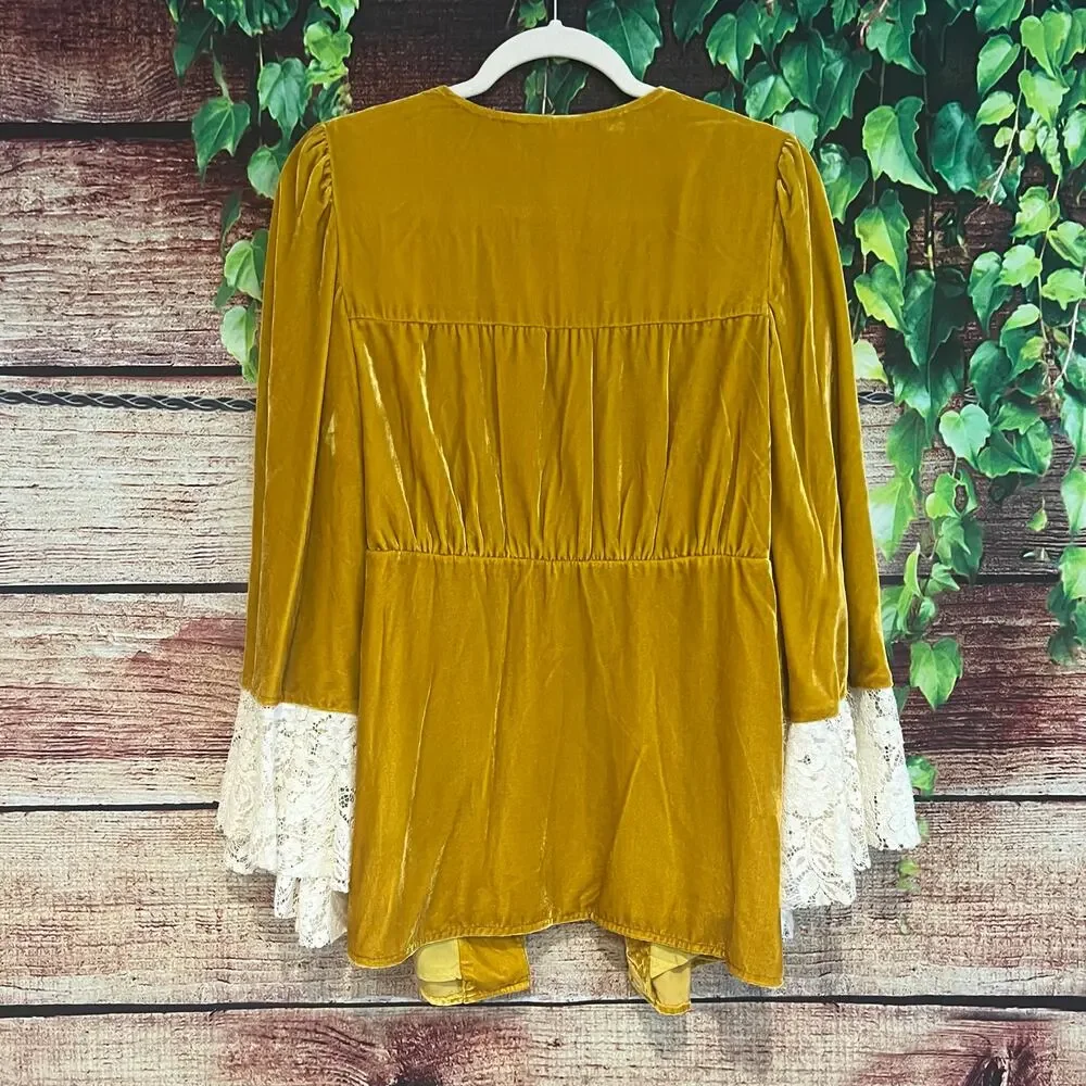 Free People Wanderlust Jacket XS Velvet Renaissance Embroidered Lace Sweater